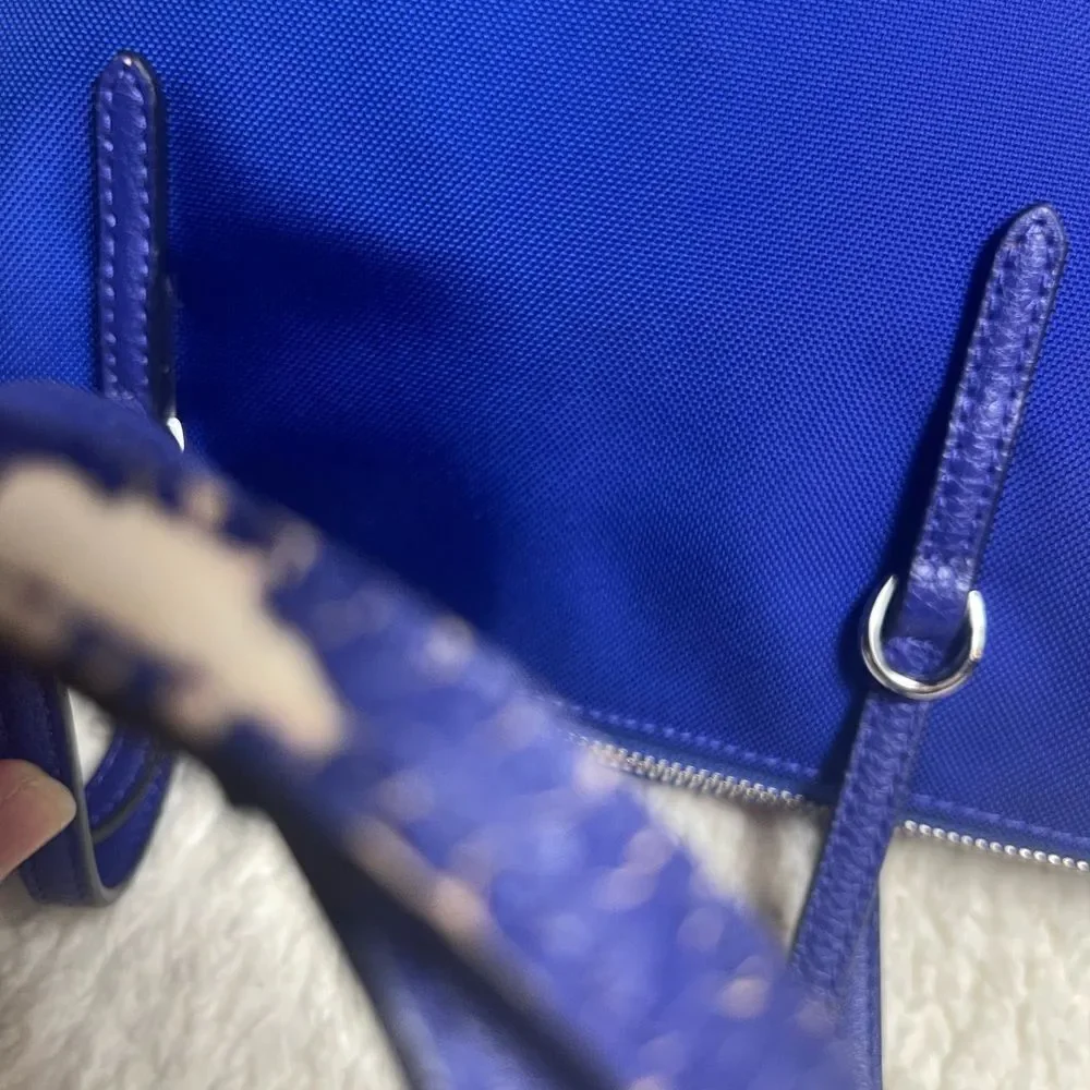Lauren Ralph Lauren Nylon Royal Blue Medium tote synthetic straps & trim .